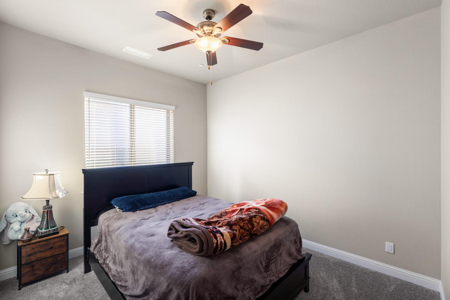 2871 N Cypress Ave, Fresno, CA 93727