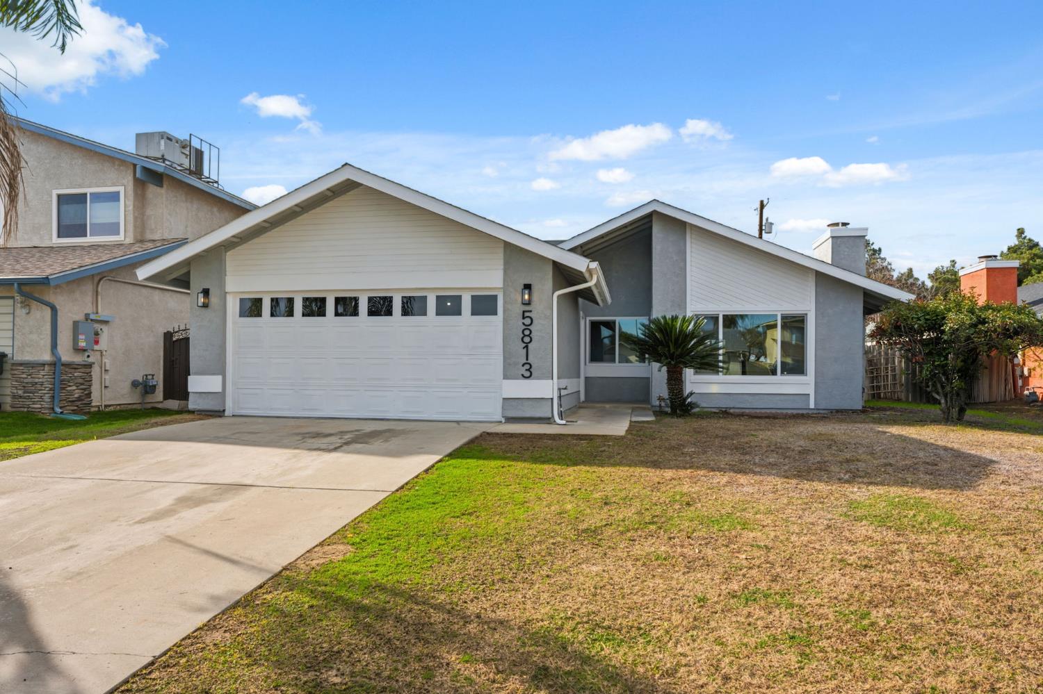 5813 Lenz Ct, Bakersfield, CA 93307