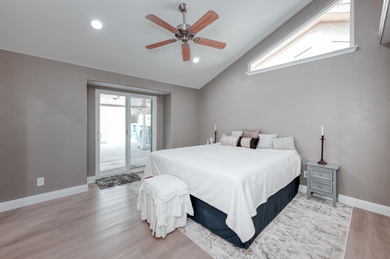 6251 N Gilroy Ave, Fresno, CA 93722