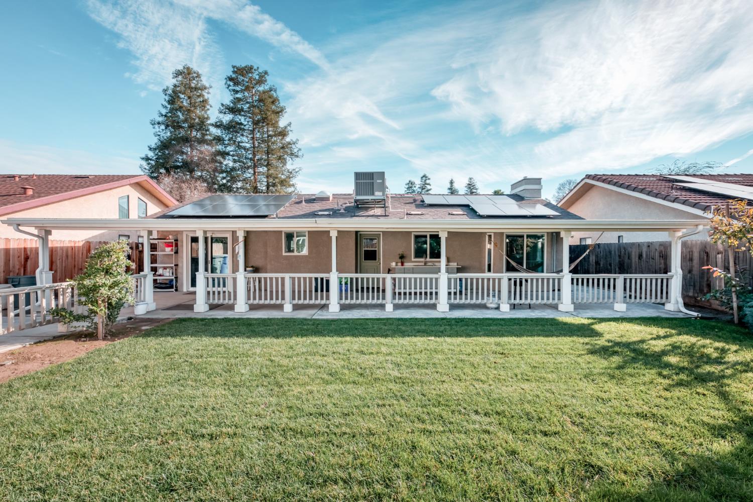 6251 N Gilroy Ave, Fresno, CA 93722