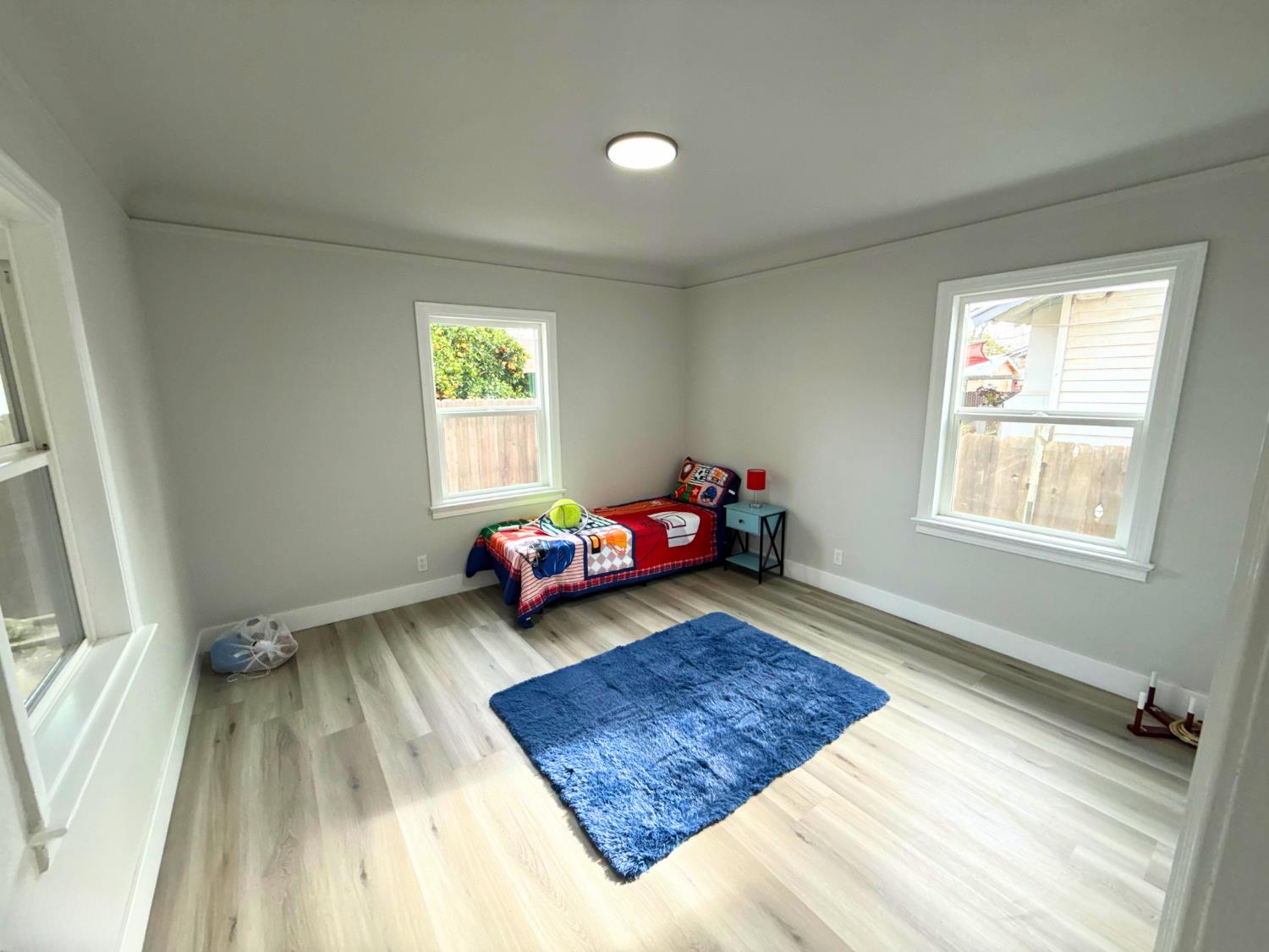 846 N Harrison Ave, Fresno, CA 93728