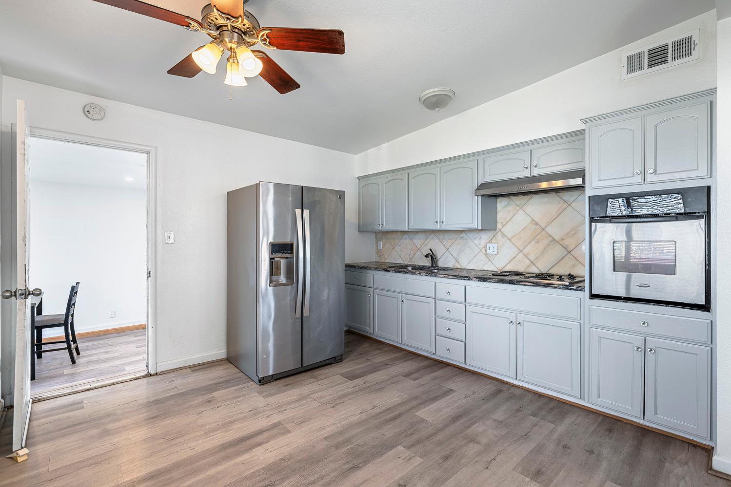 119 W Eden Ave, Fresno, CA 93706