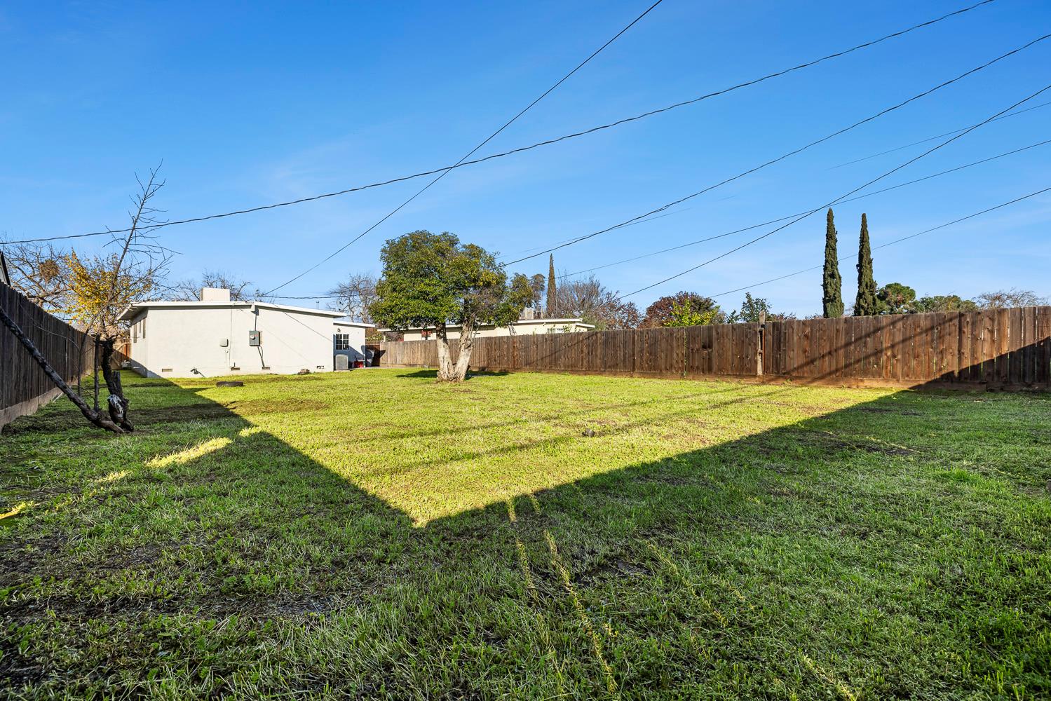 119 W Eden Ave, Fresno, CA 93706