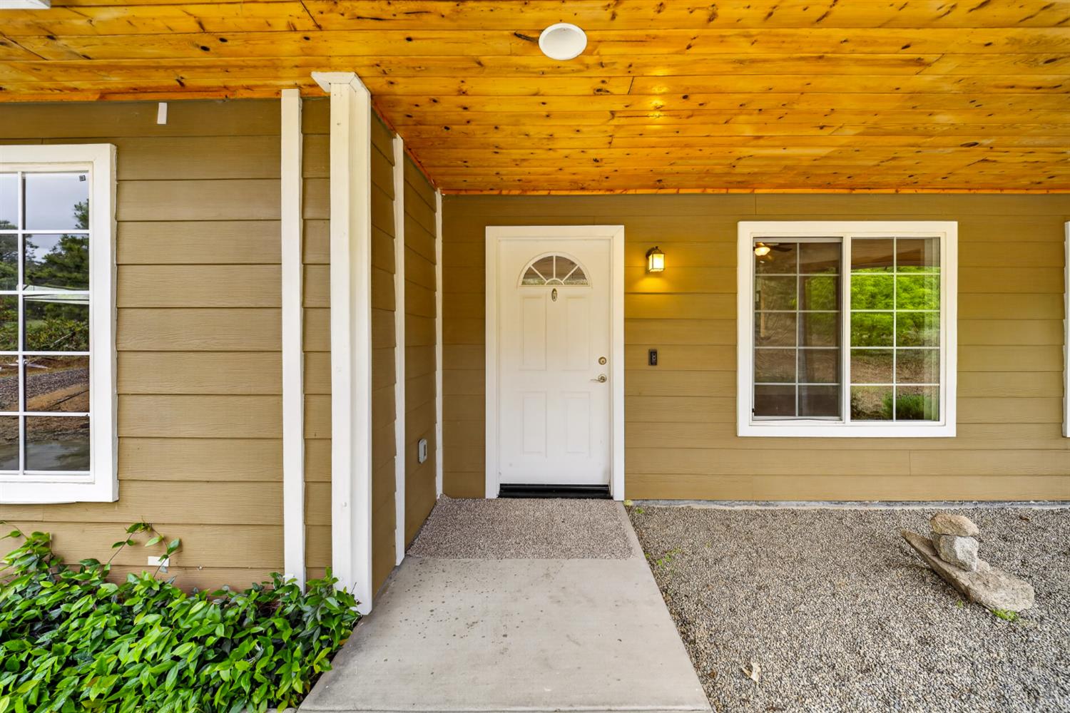 42160 Titan Ct, Coarsegold, CA 93614