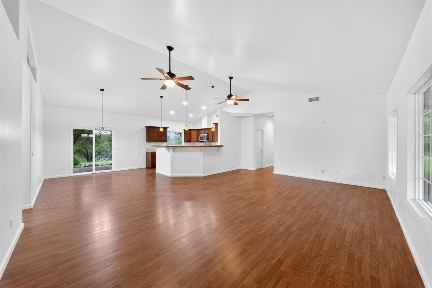 42160 Titan Ct, Coarsegold, CA 93614