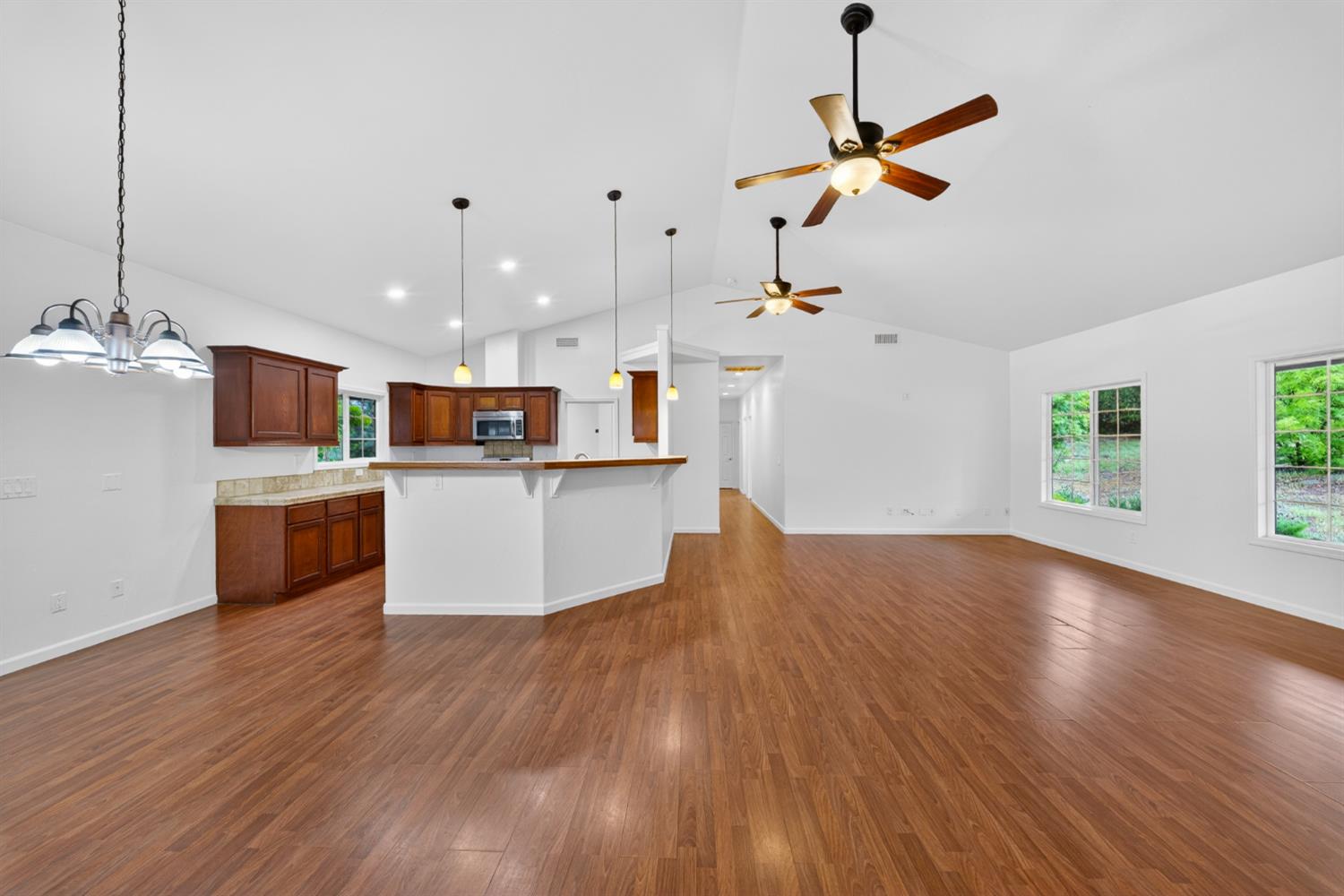 42160 Titan Ct, Coarsegold, CA 93614