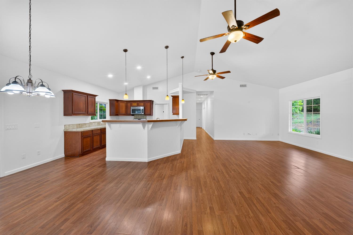 42160 Titan Ct, Coarsegold, CA 93614