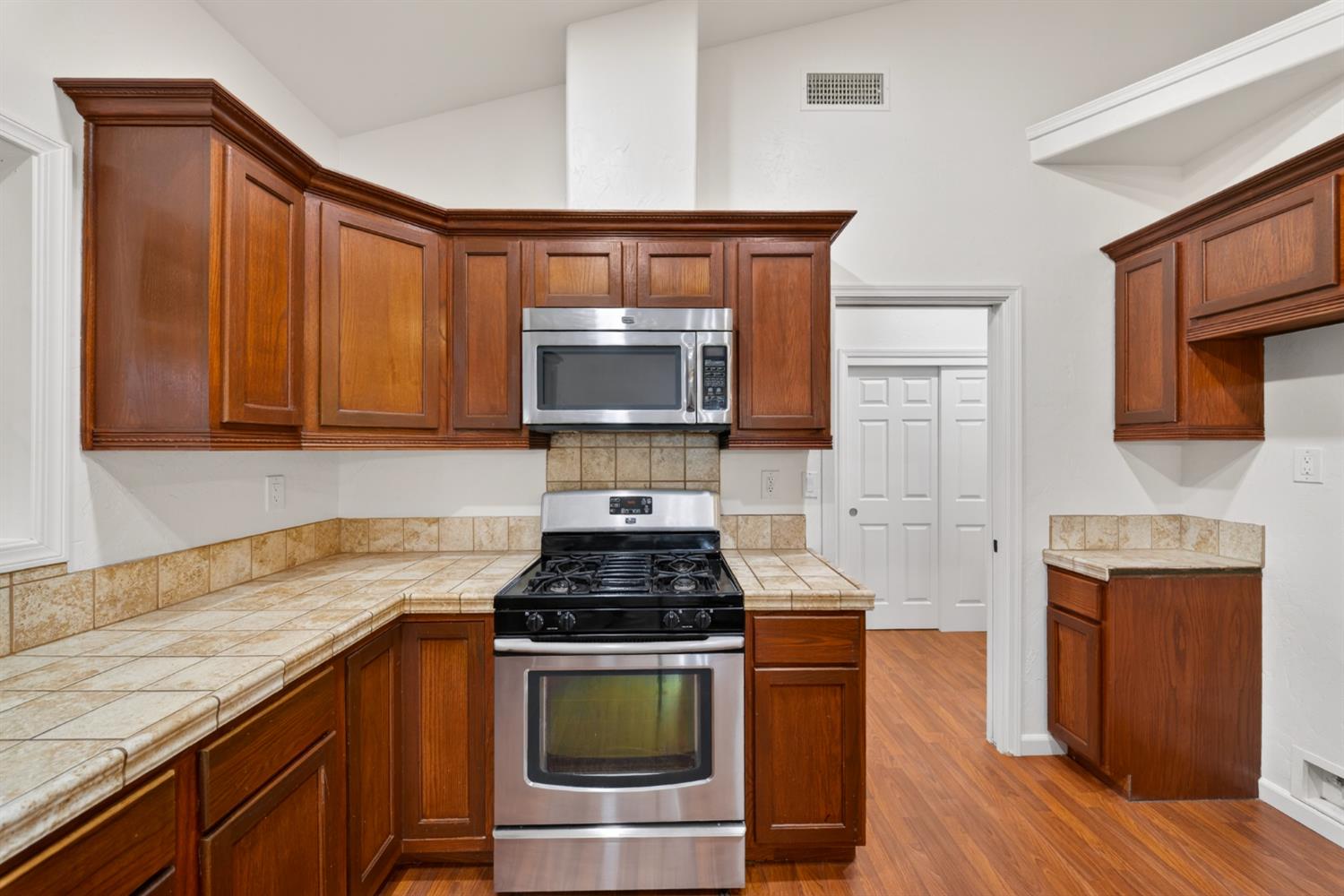 42160 Titan Ct, Coarsegold, CA 93614