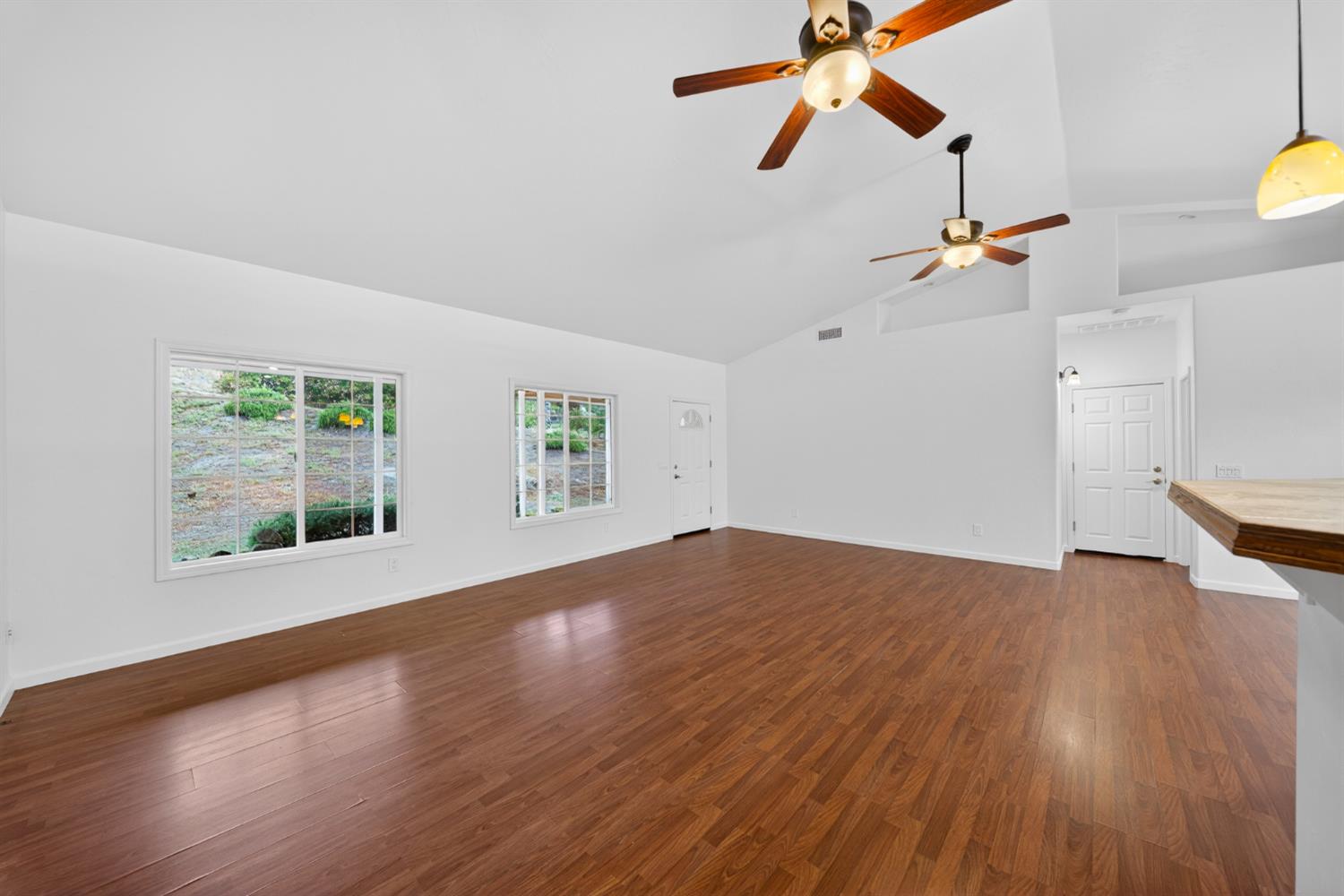 42160 Titan Ct, Coarsegold, CA 93614