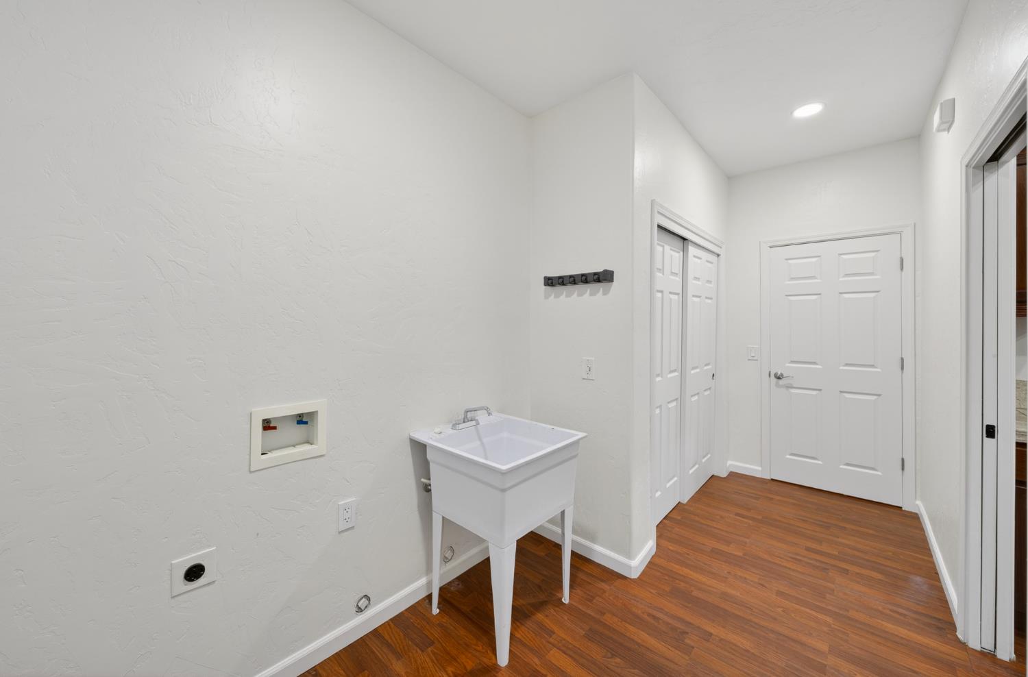 42160 Titan Ct, Coarsegold, CA 93614