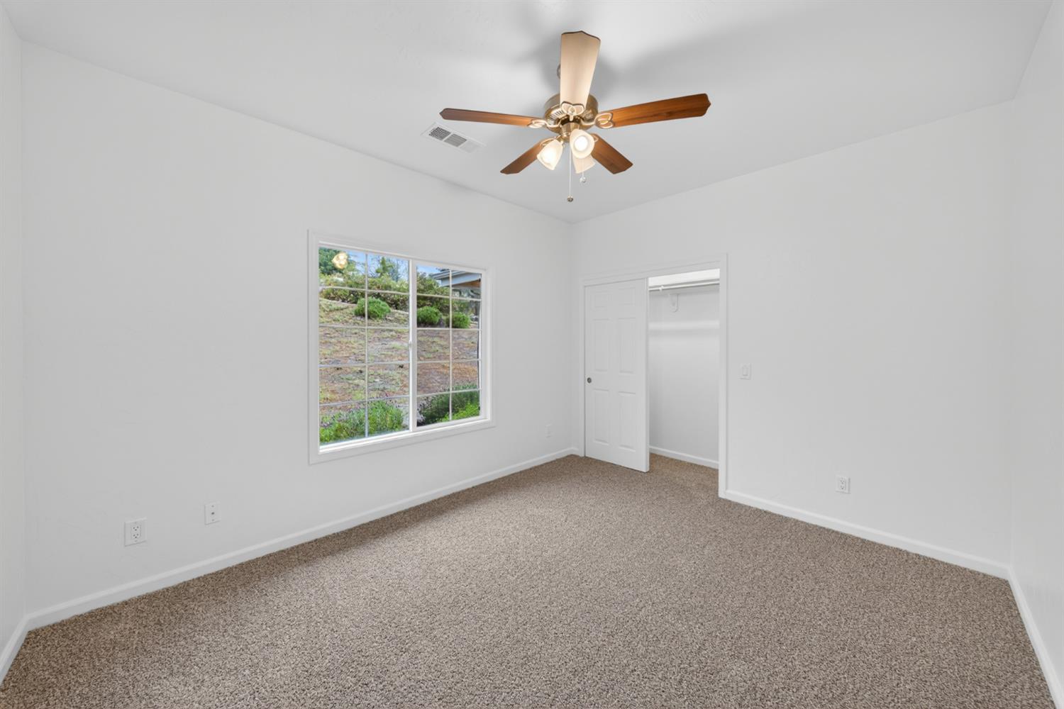 42160 Titan Ct, Coarsegold, CA 93614