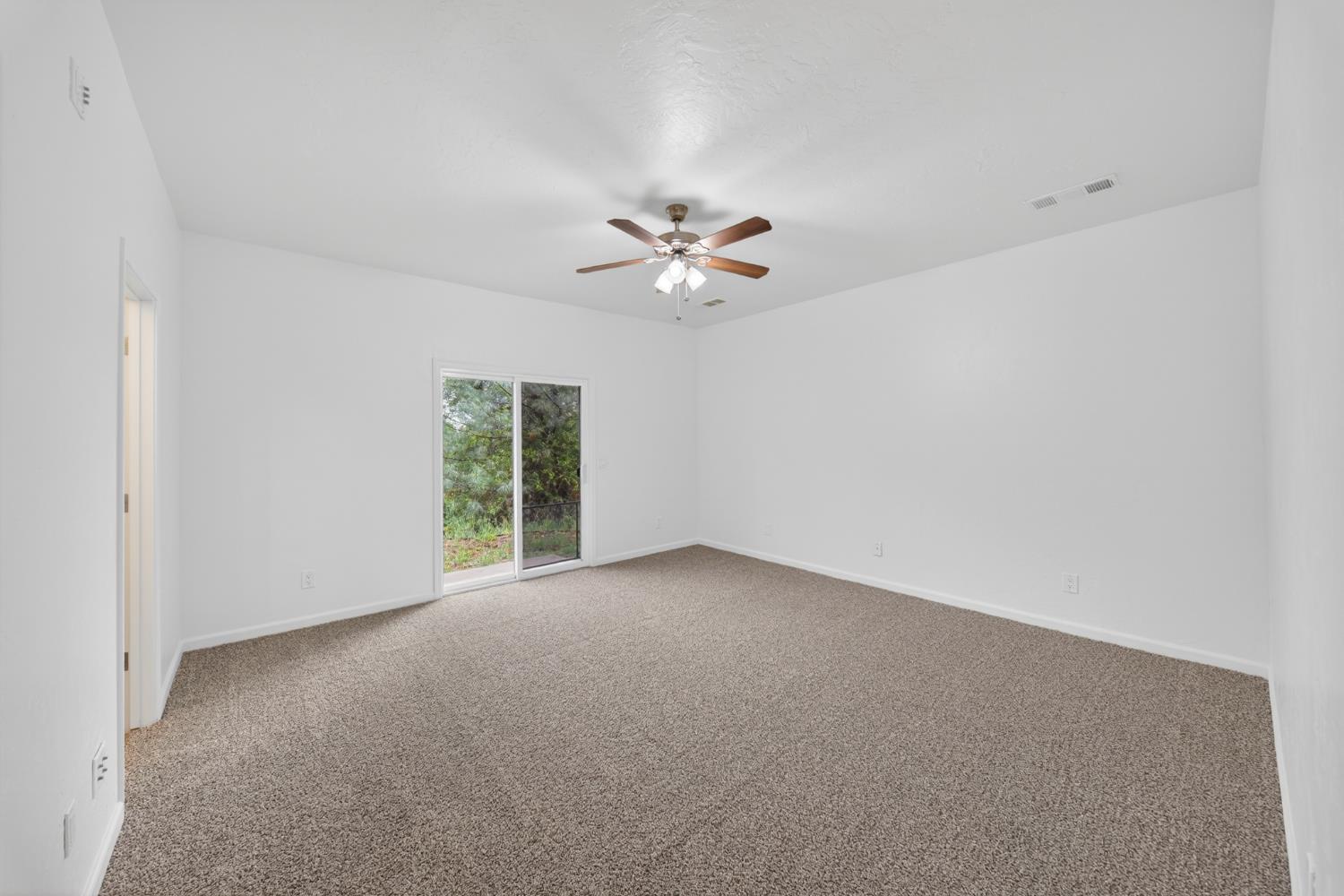 42160 Titan Ct, Coarsegold, CA 93614