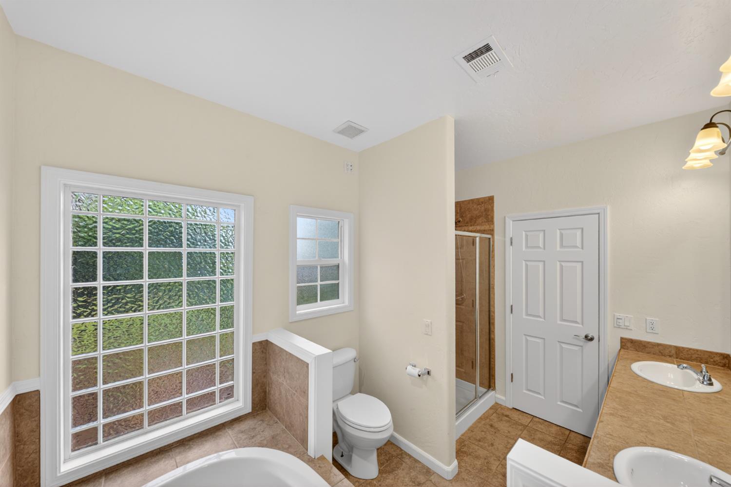 42160 Titan Ct, Coarsegold, CA 93614