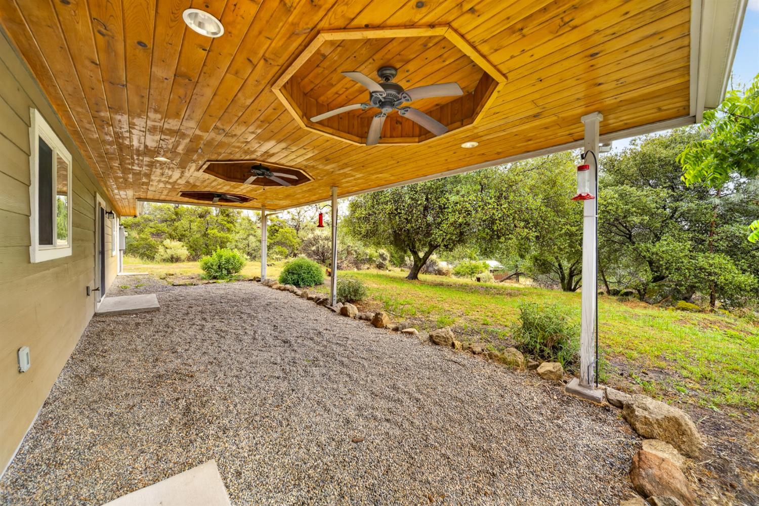 42160 Titan Ct, Coarsegold, CA 93614