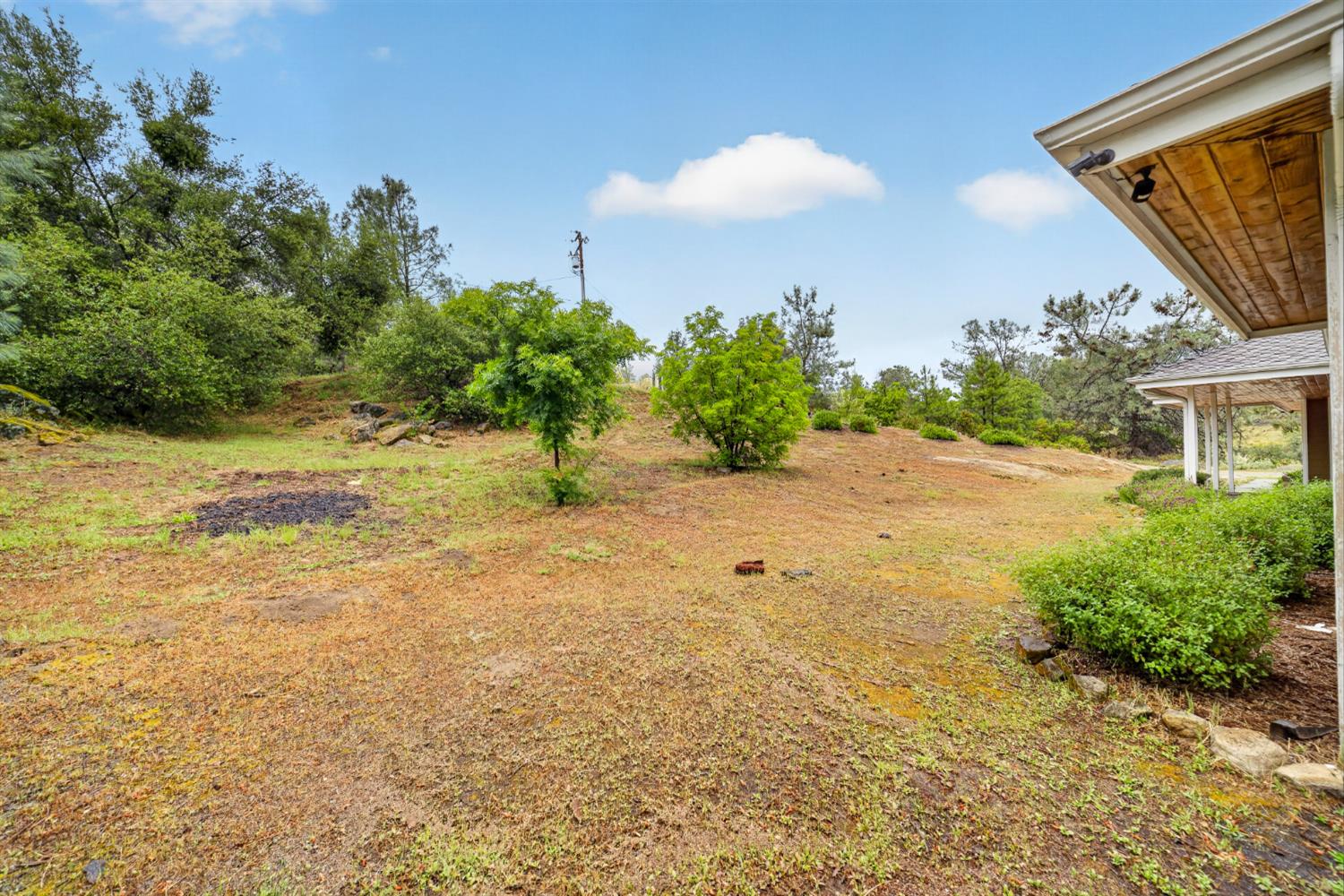 42160 Titan Ct, Coarsegold, CA 93614