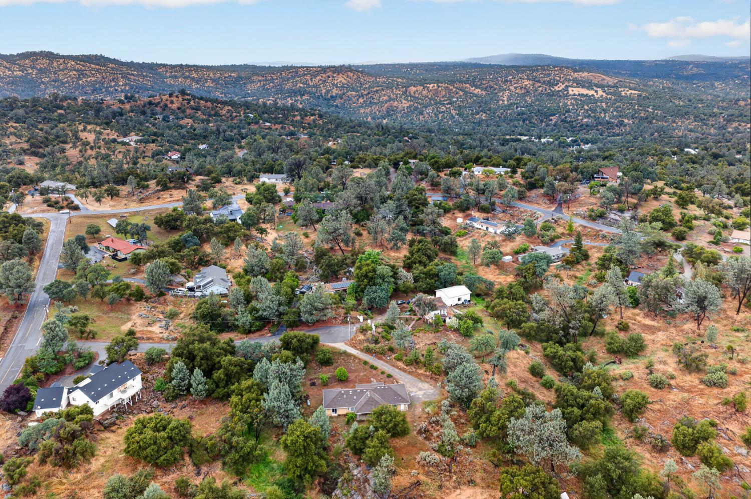 42160 Titan Ct, Coarsegold, CA 93614