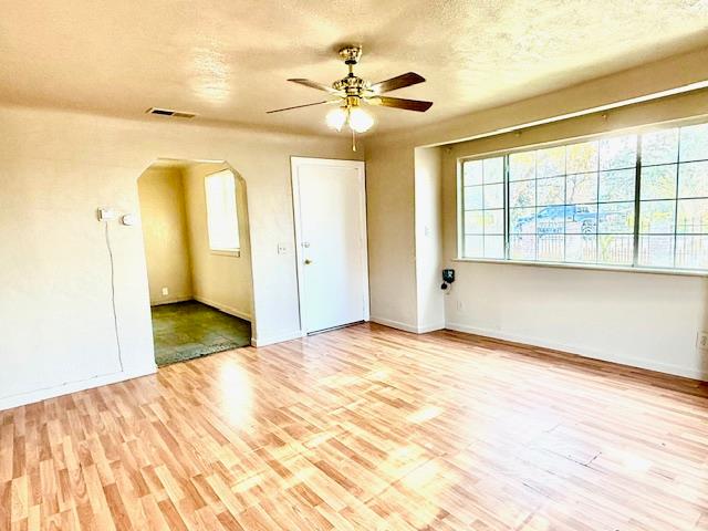 4425 E Clay Ave, Fresno, CA 93702