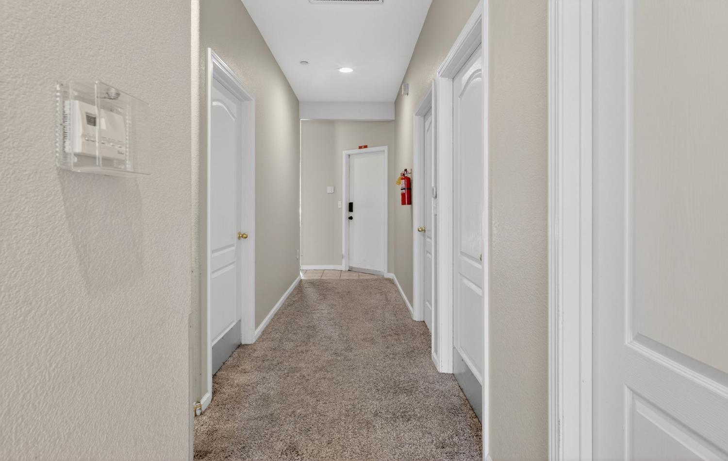 260 W Loyola Ave, Clovis, CA 93619