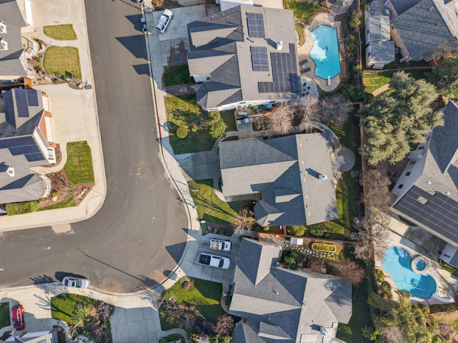 260 W Loyola Ave, Clovis, CA 93619