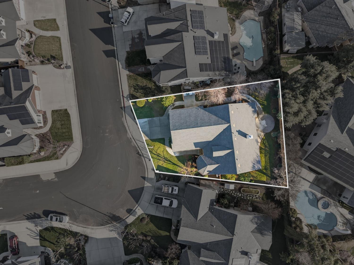 260 W Loyola Ave, Clovis, CA 93619