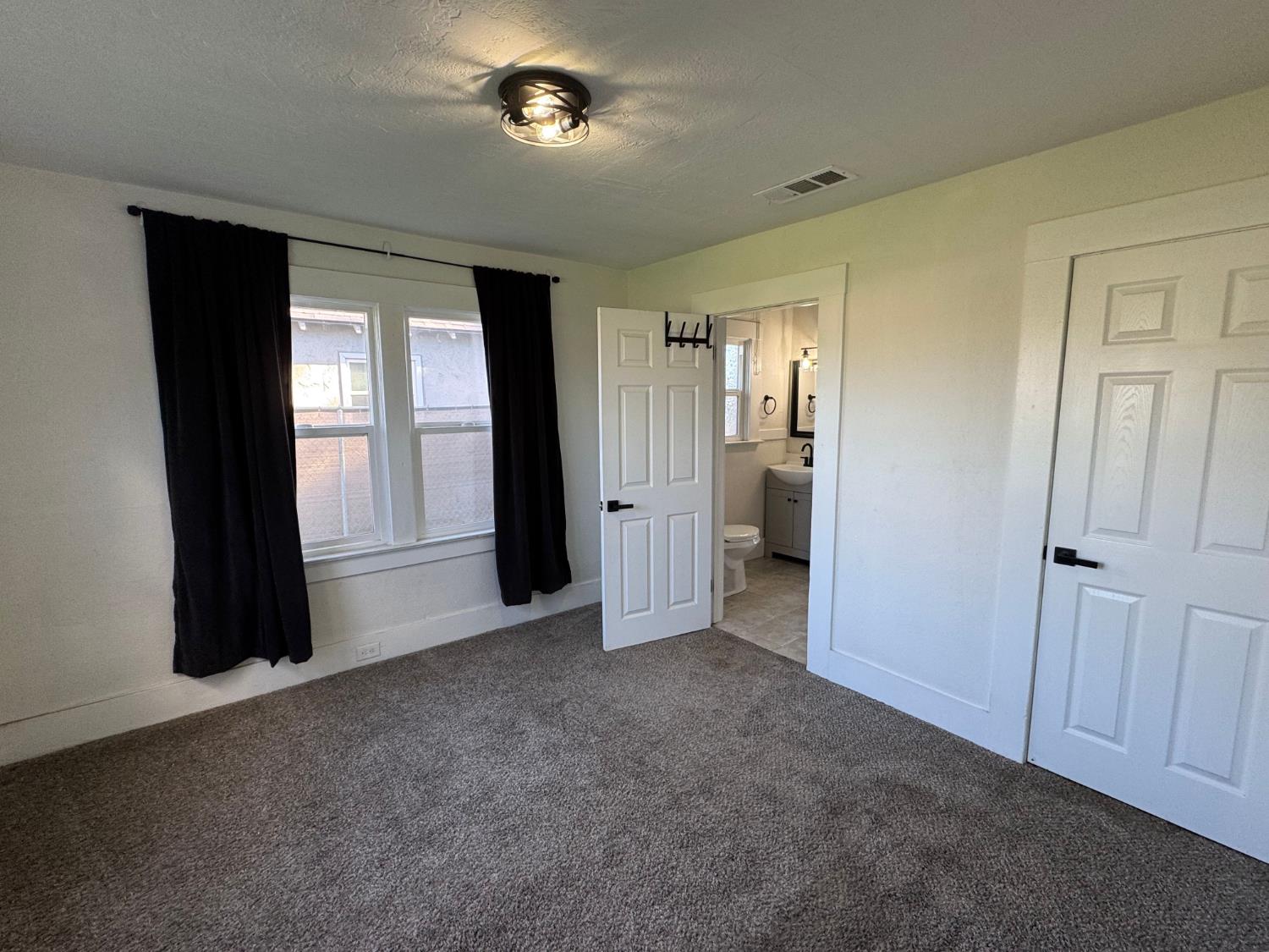 3459 E Lowe Ave, Fresno, CA 93702