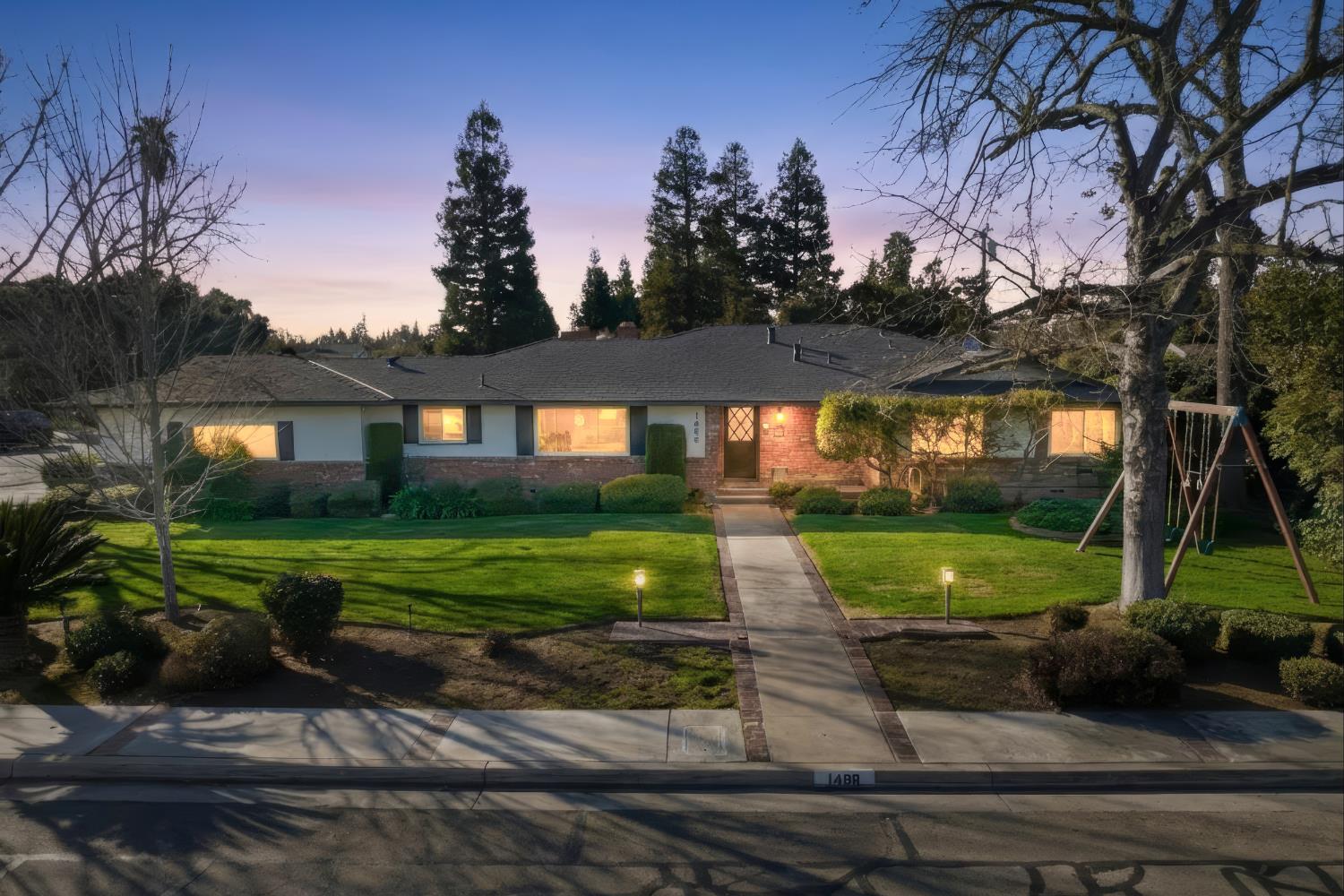 1488 W Roberts Ave, Fresno, CA 93711