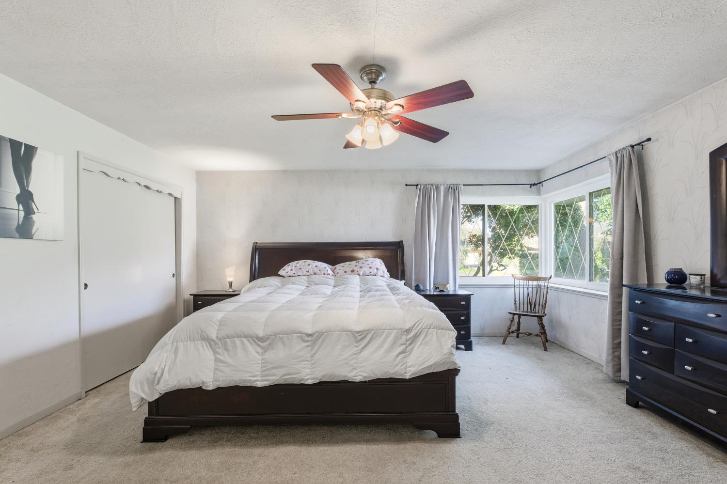 1488 W Roberts Ave, Fresno, CA 93711