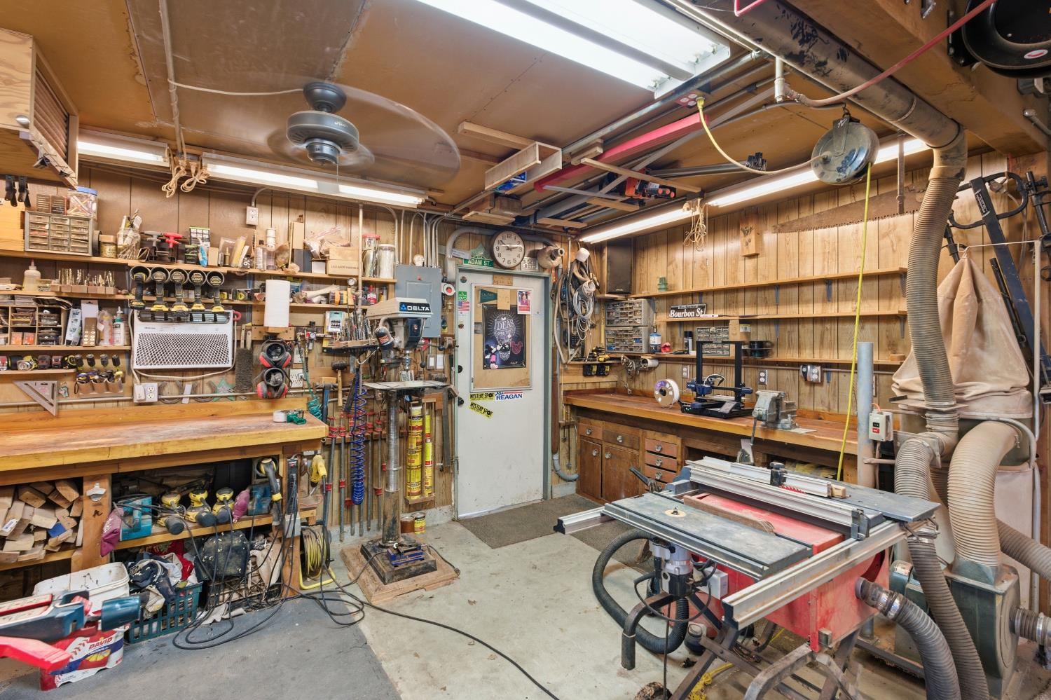 1488 W Roberts Ave, Fresno, CA 93711