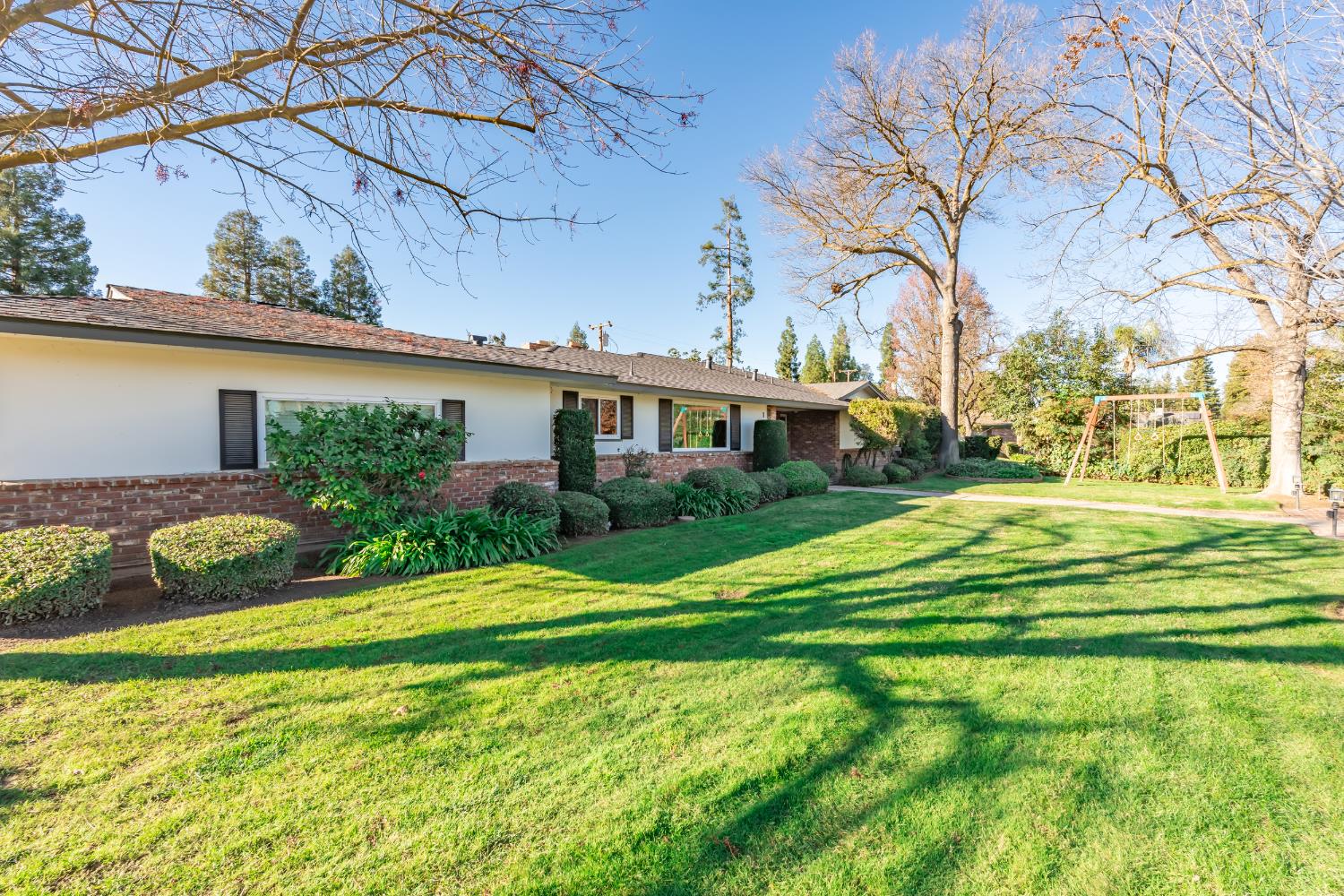 1488 W Roberts Ave, Fresno, CA 93711