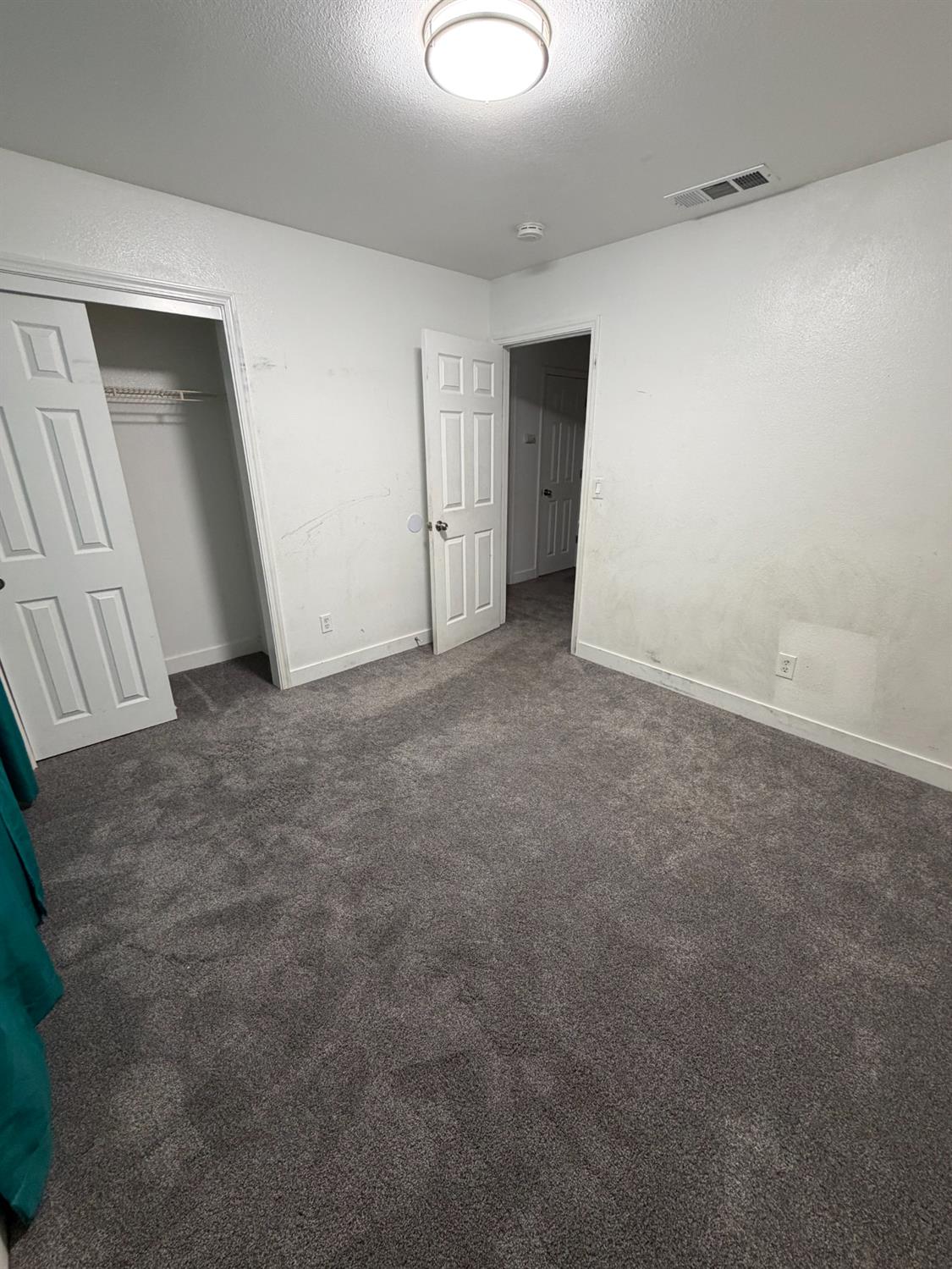 7441 N Ivanhoe Ave, Fresno, CA 93722