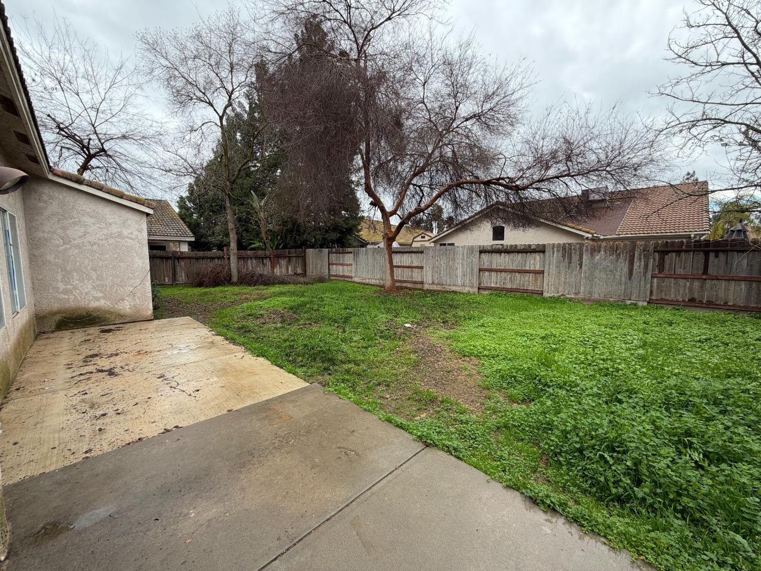7441 N Ivanhoe Ave, Fresno, CA 93722