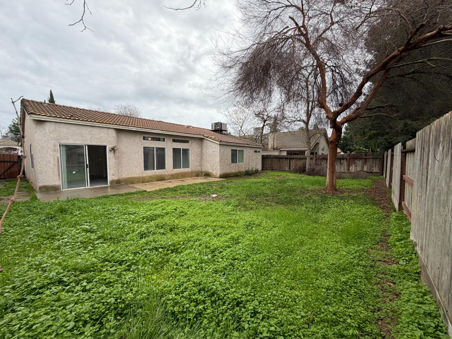 7441 N Ivanhoe Ave, Fresno, CA 93722