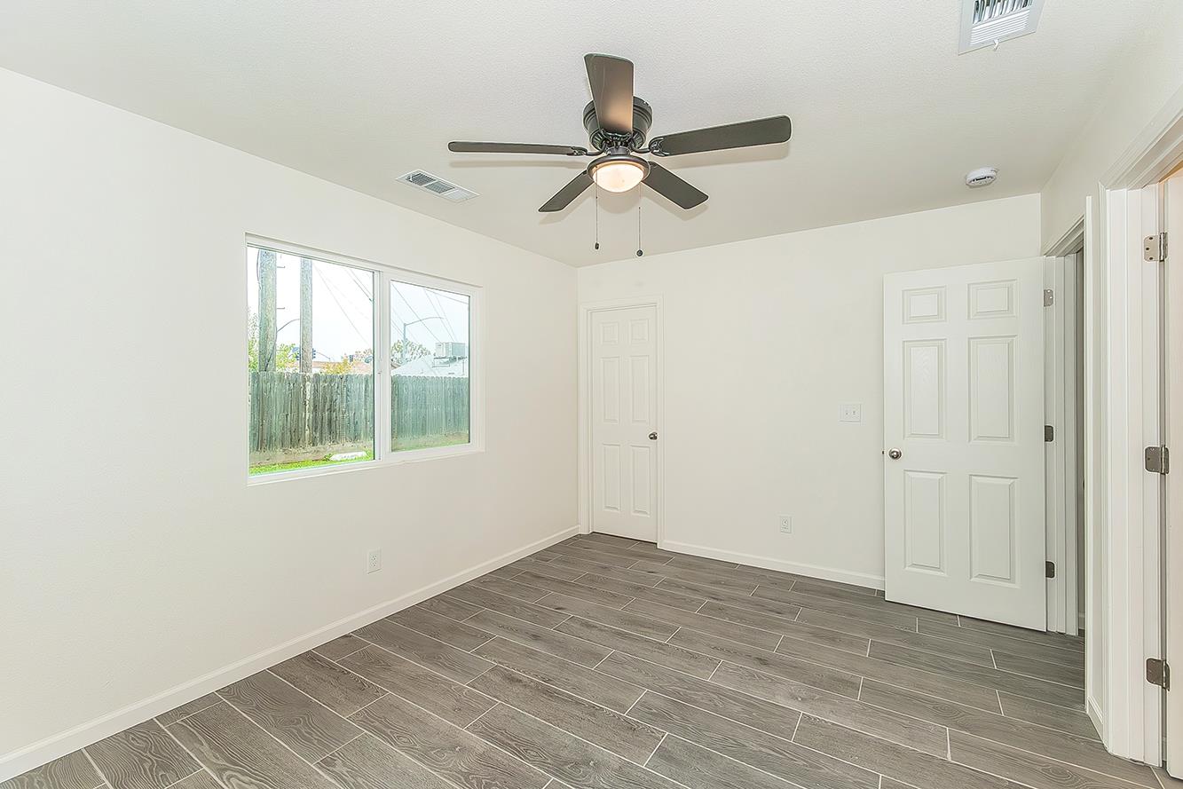 479 W Spruce Ave, Pinedale, CA 93650