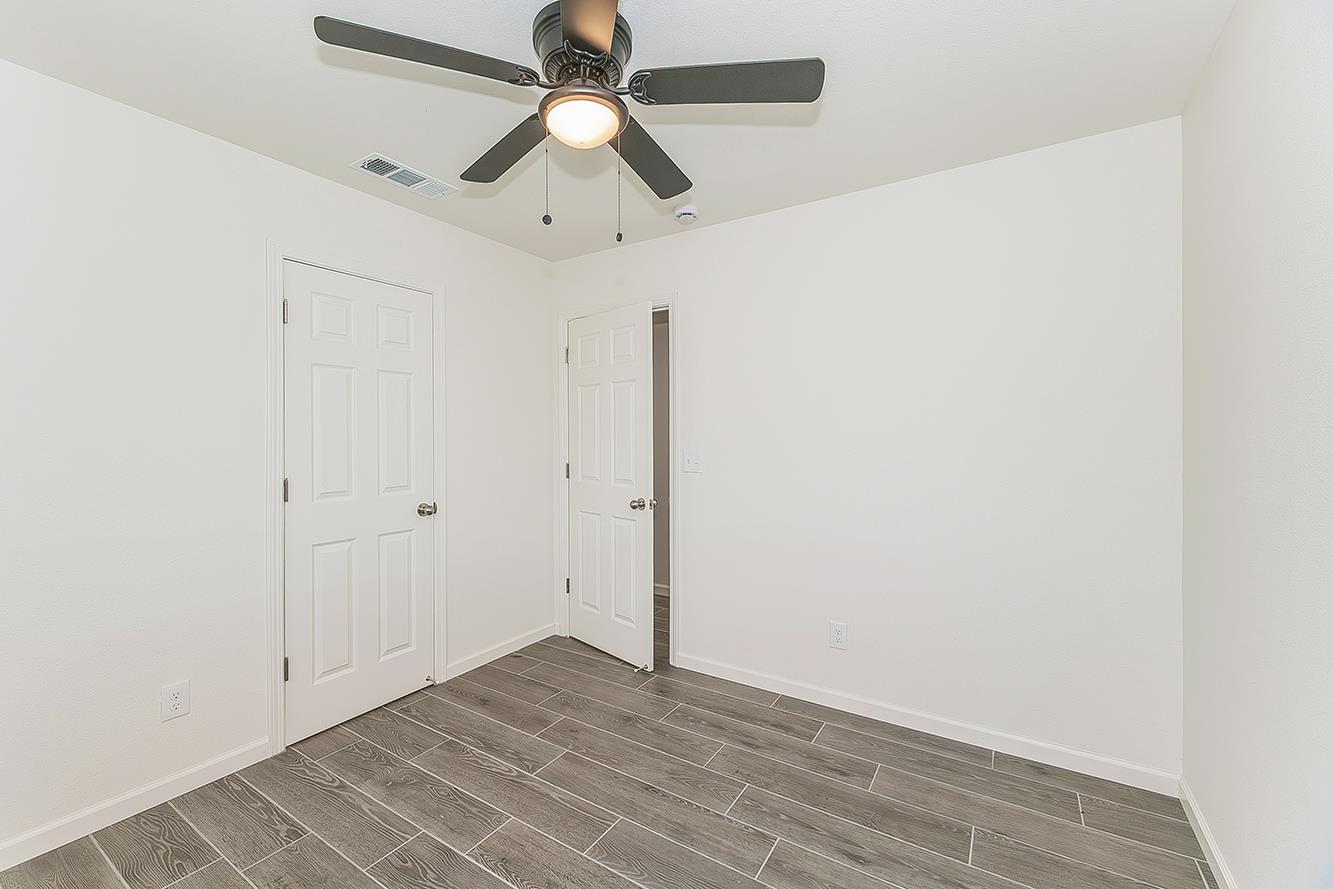 479 W Spruce Ave, Pinedale, CA 93650