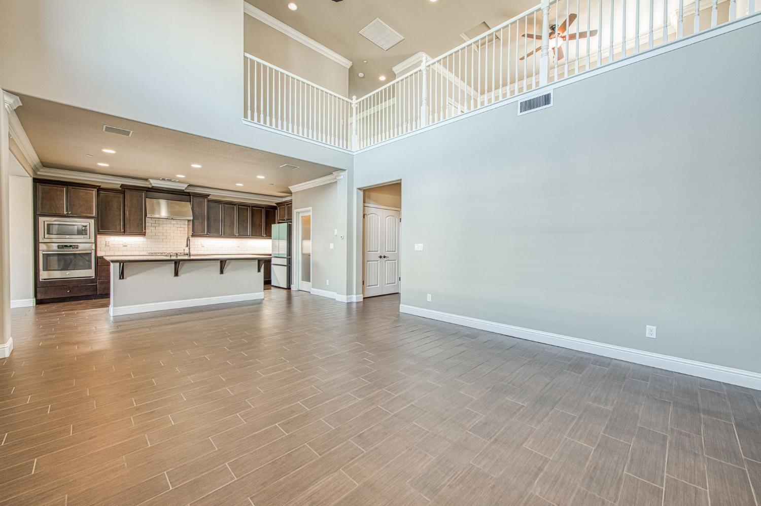 4379 Heritage Ave, Clovis, CA 93619