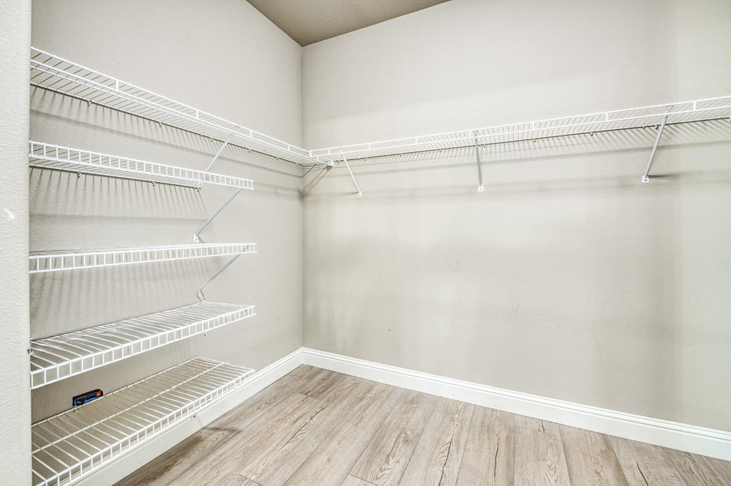 4379 Heritage Ave, Clovis, CA 93619