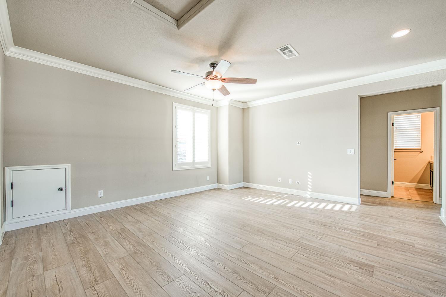 4379 Heritage Ave, Clovis, CA 93619