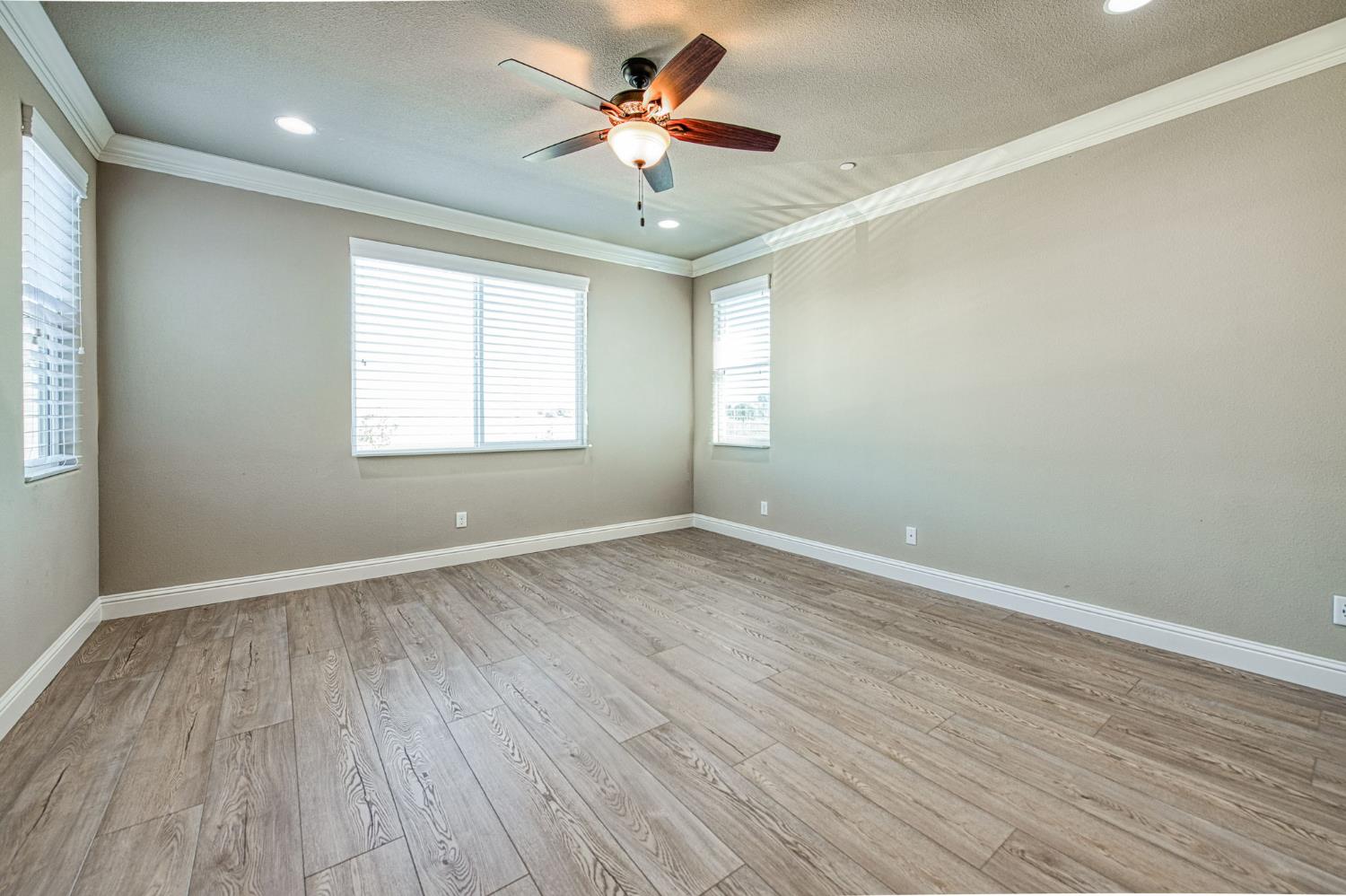 4379 Heritage Ave, Clovis, CA 93619