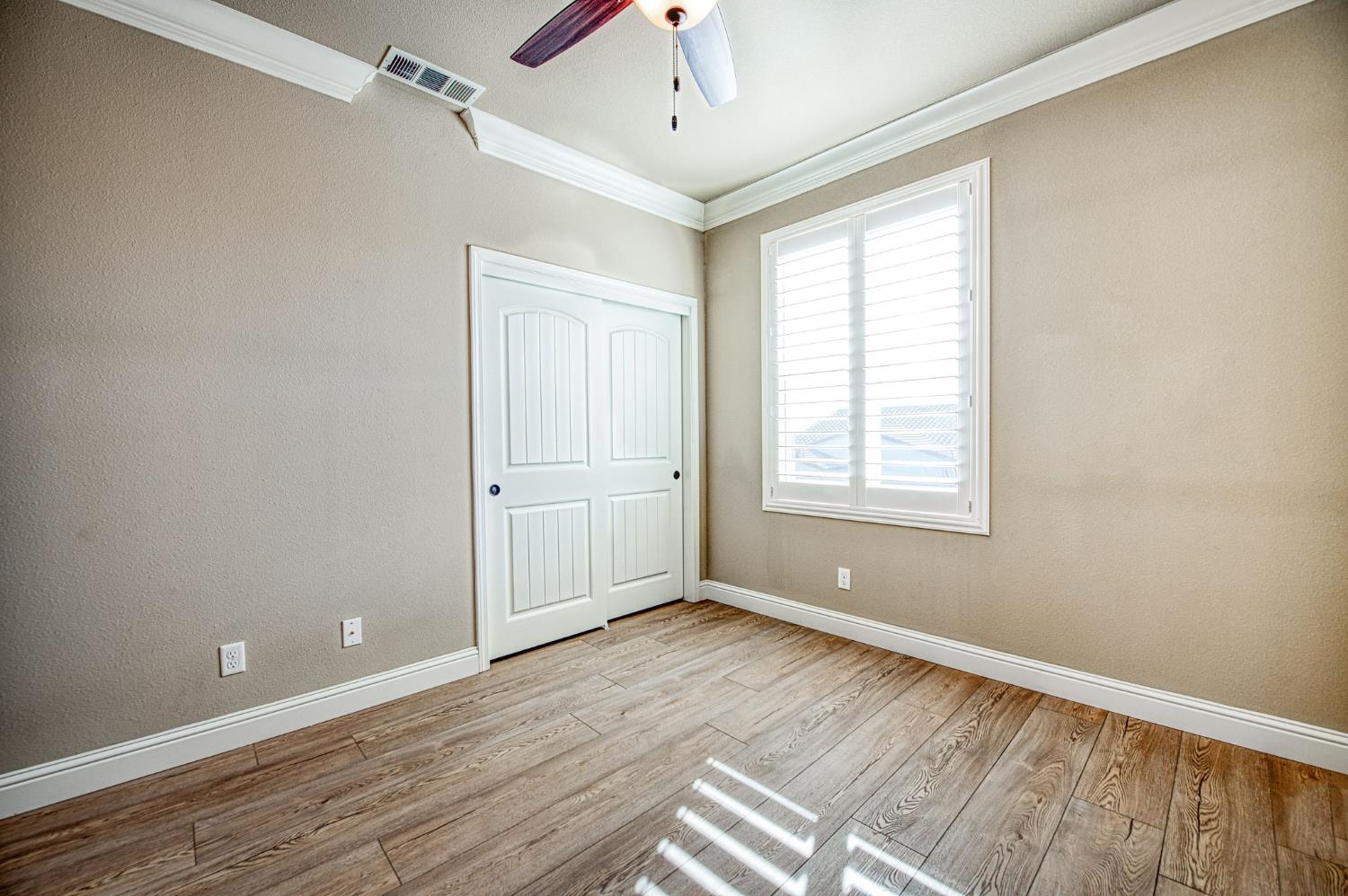 4379 Heritage Ave, Clovis, CA 93619