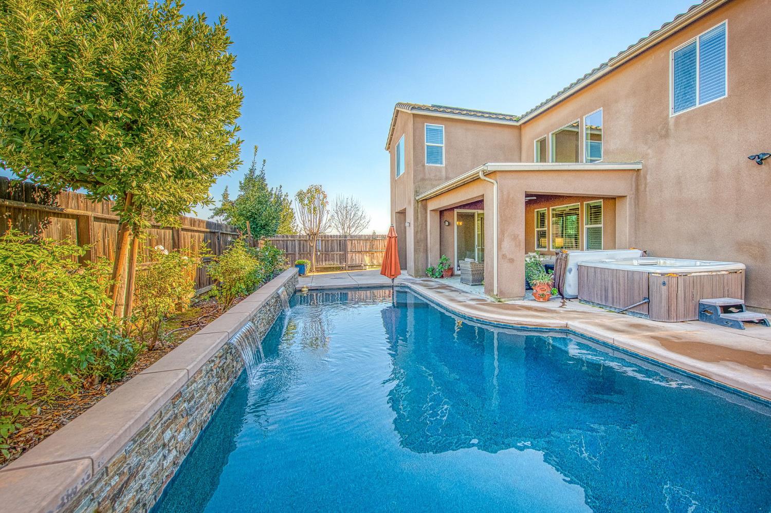 4379 Heritage Ave, Clovis, CA 93619