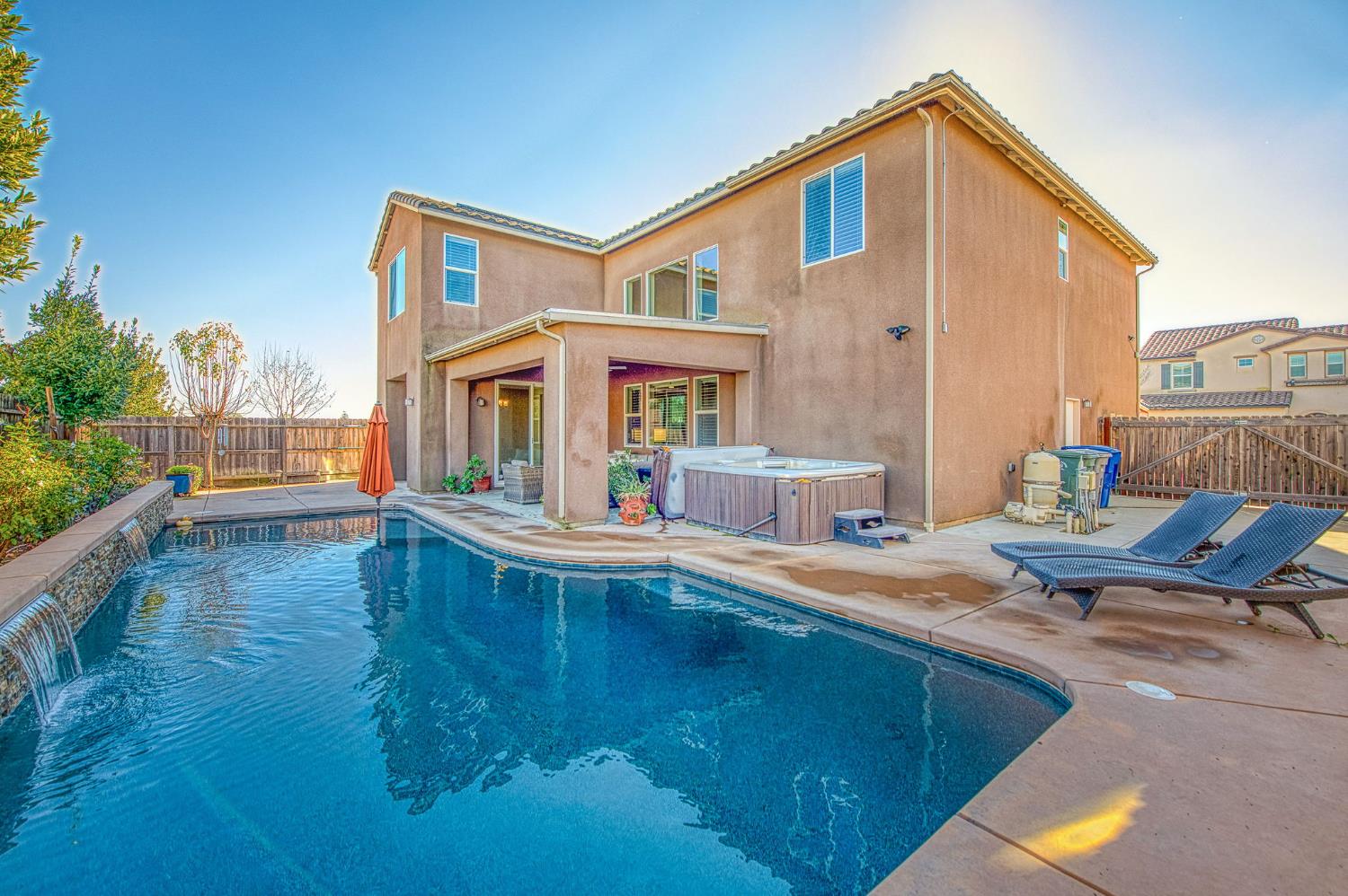 4379 Heritage Ave, Clovis, CA 93619