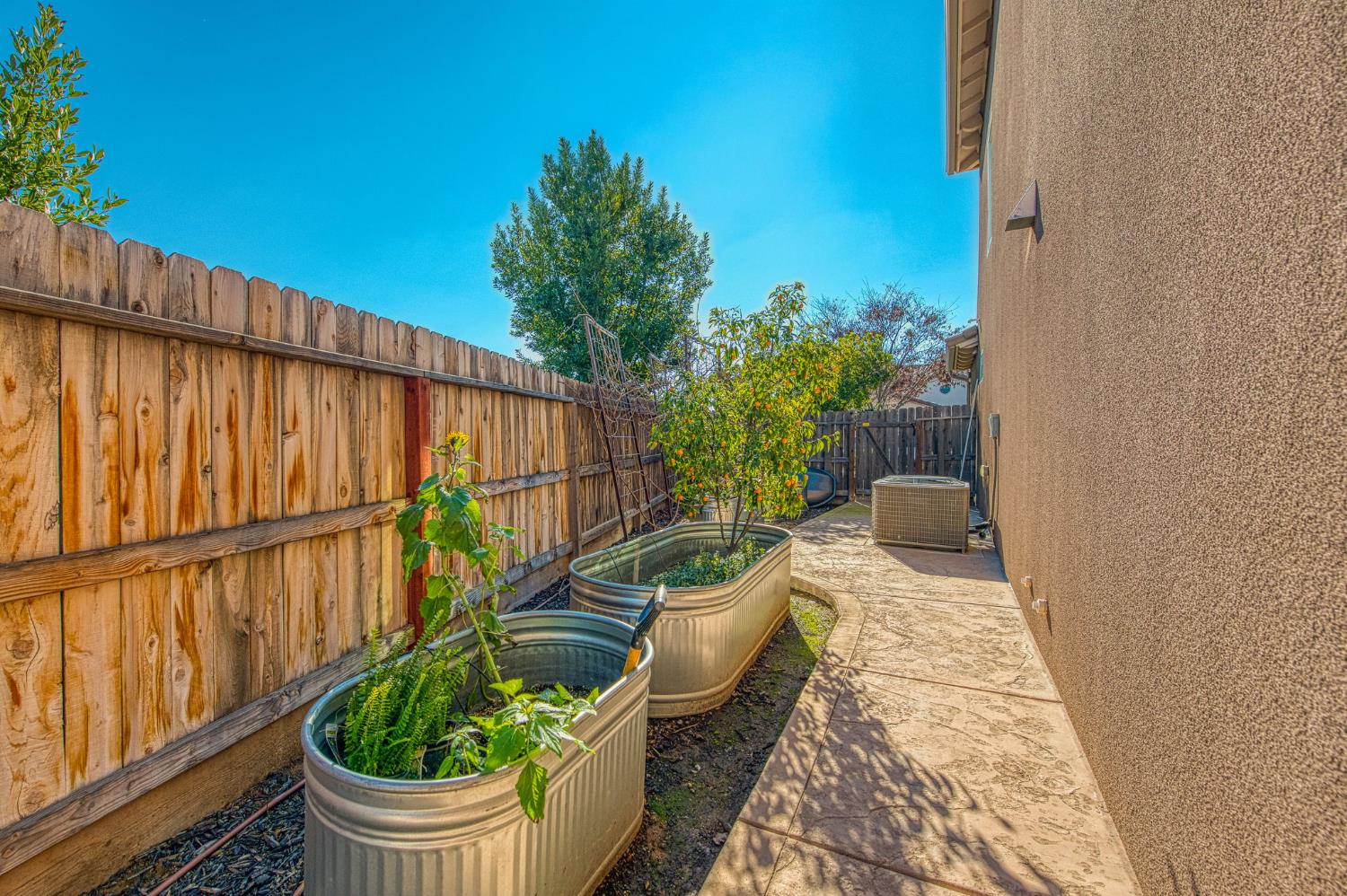 4379 Heritage Ave, Clovis, CA 93619