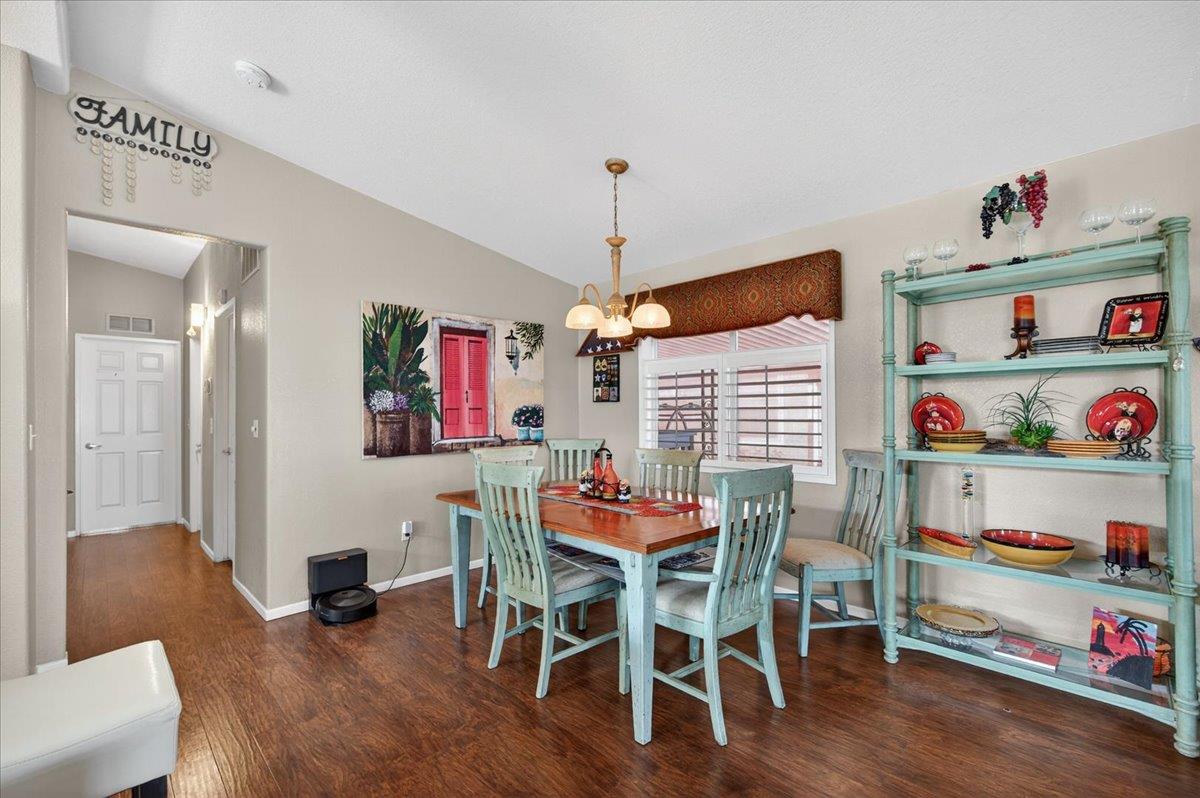 105 W Herndon Ave #3, Pinedale, CA 93650