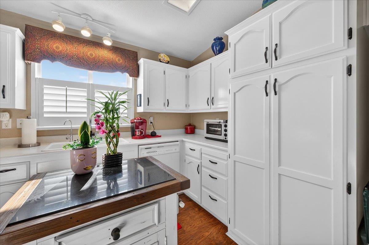 105 W Herndon Ave #3, Pinedale, CA 93650