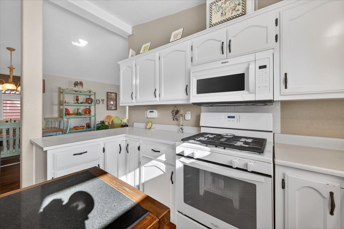 105 W Herndon Ave #3, Pinedale, CA 93650