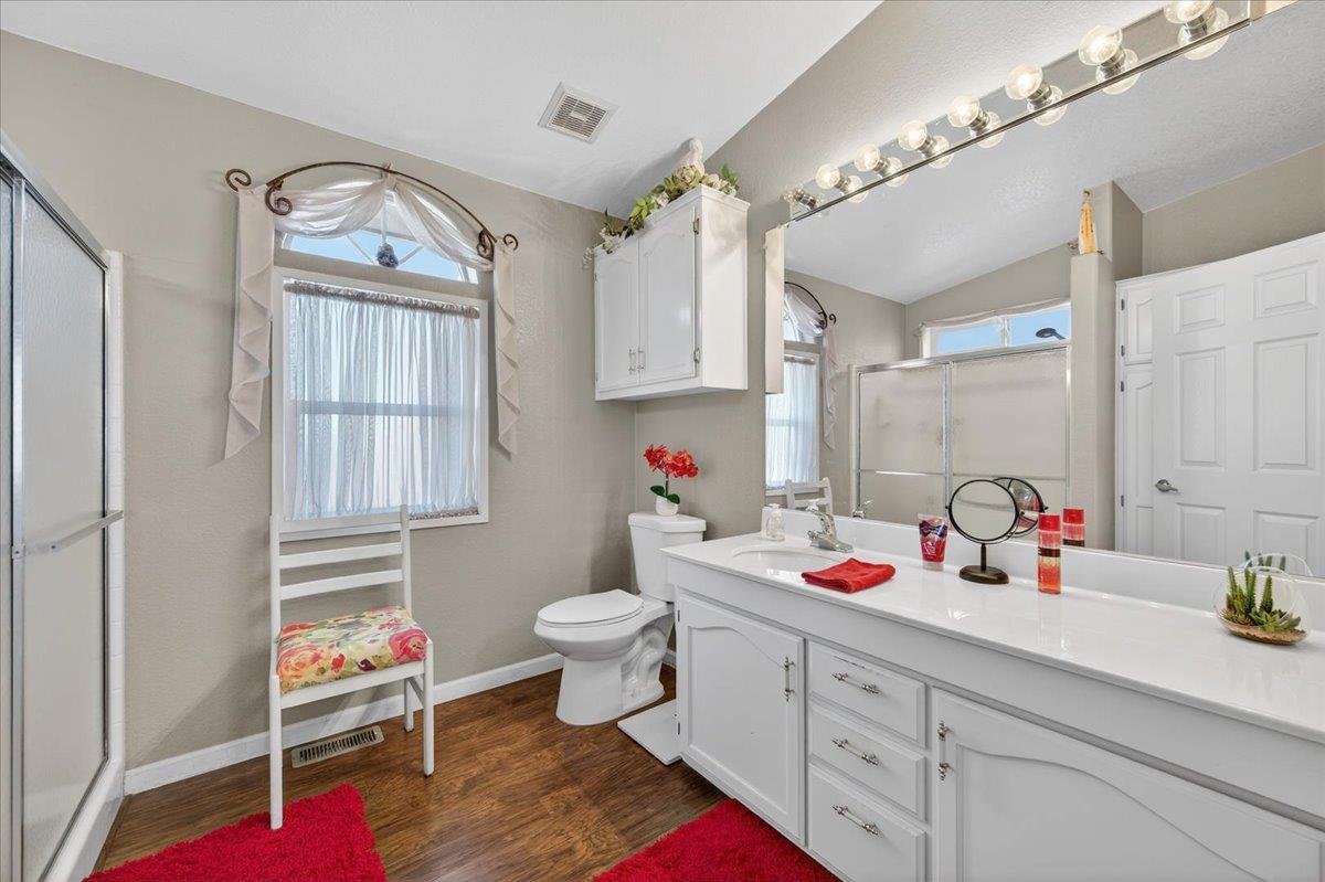 105 W Herndon Ave #3, Pinedale, CA 93650