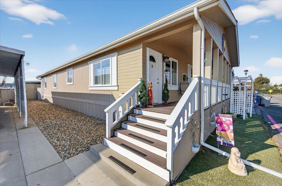 105 W Herndon Ave #3, Pinedale, CA 93650