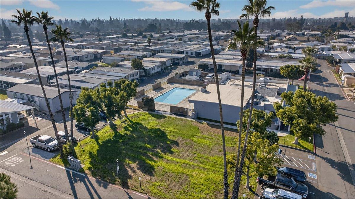 105 W Herndon Ave #3, Pinedale, CA 93650