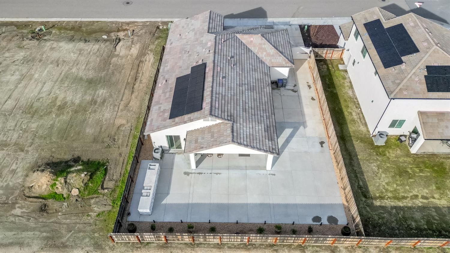 19719 Desert Willow Ln, Friant, CA 93626