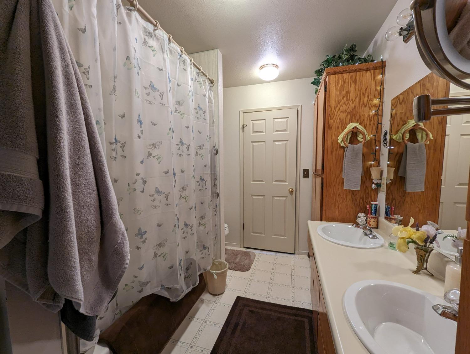 51410 Wildmint Ln, Yokuts Valley, CA 93675